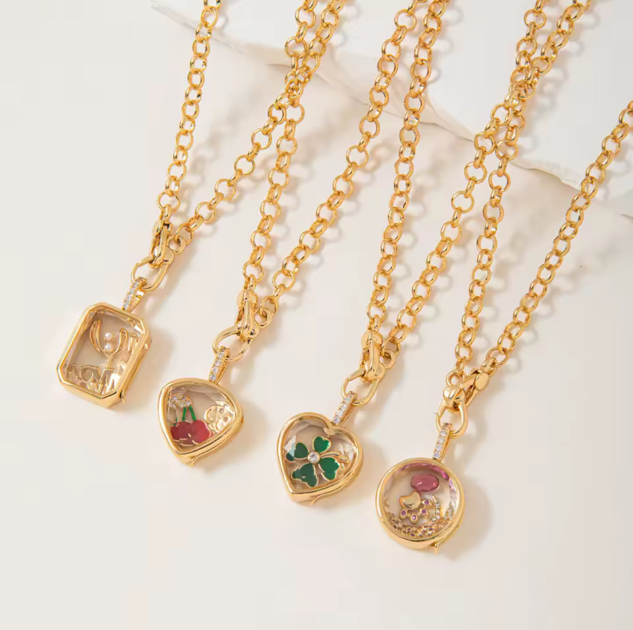 Collar Charms VEYRA